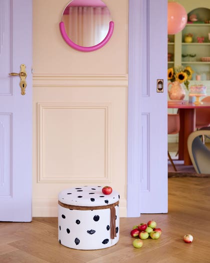 Pouffe with storage PIPPI